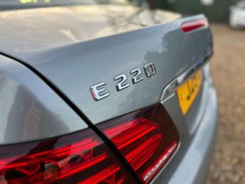 MERCEDES-BENZ E-CLASS 2.1 E220 SE CDi Auto 2dr
