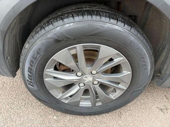 PEUGEOT 2008 2008 Active Premium+ EV 5dr
