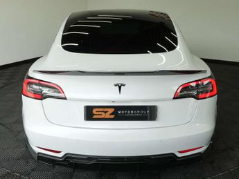 Tesla Model 3 Model 3 Standard Range + 4dr