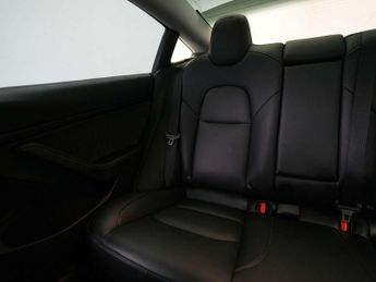 Tesla Model 3 Model 3 Standard Range + 4dr