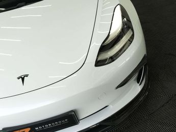 Tesla Model 3 Model 3 Standard Range + 4dr