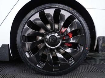 Tesla Model 3 Model 3 Standard Range + 4dr