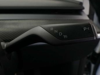 Tesla Model 3 Model 3 Standard Range + 4dr