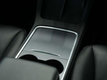 Tesla Model 3 Model 3 Standard Range + 4dr