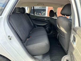 MG 5 MG5 Excite EV 5dr