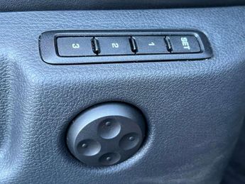 SKODA SUPERB 3.6 V6 Elegance Hatchback 5dr Petrol DSG 4WD Euro 5 (260 ps)