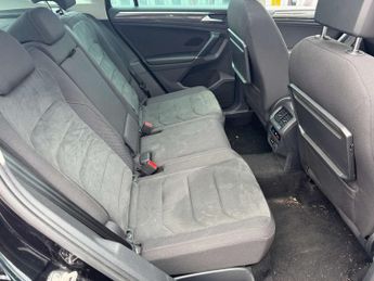 Volkswagen TIGUAN 2.0 Tiguan SEL TSi BlueMotion Technology 4Motion Semi-Auto 4WD 5