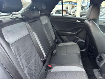 VOLKSWAGEN T-ROC 1.5 T-Roc R-Line TSi Evo Semi-Auto 5dr