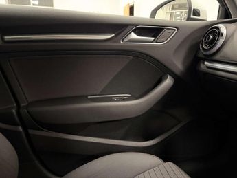 AUDI A3 1.4 A3 e-tron Sportback Semi-Auto 5dr