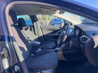 Vauxhall ASTRA 1.6 CDTi BlueInjection Tech Line Nav