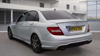 MERCEDES-BENZ C-CLASS 2.1 C220 AMG Sport+ CDi BlueEfficiency Auto 4dr