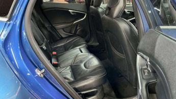 VOLVO V40 2.0 V40 R-Design Pro D3 Automatic 5dr - NATIONAL DELIVERY*