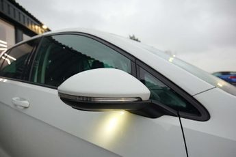 Volkswagen GOLF 2.0 Golf GT TDI BlueMotion Technology Semi-Auto 5dr