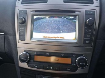 Toyota AVENSIS 1.8 V-Matic Icon Plus Saloon 4dr Petrol Multidrive S Euro 5 (147