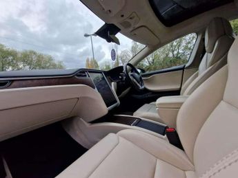 Tesla MODEL S 75D (Dual Motor) Hatchback 5dr Electric Auto 4WD (328 bhp)