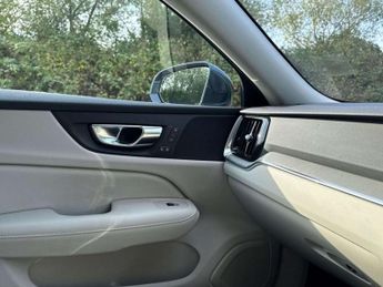 Volvo S60 2.0 T5 Inscription Plus Saloon 4dr Petrol Auto Euro 6 (s/s) (250