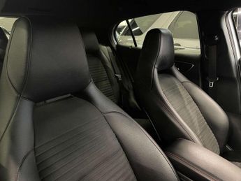 Mercedes-Benz GLA 1.6 GLA 200 AMG Line Edition Auto 5dr