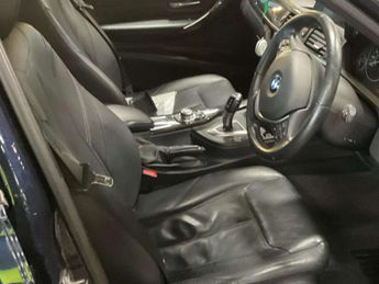 BMW 3 SERIES 2.0 320d Luxury Auto 4dr