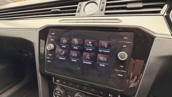 VOLKSWAGEN ARTEON 2.0 Arteon R-Line TDI Semi-Auto 5dr