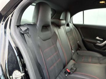 Mercedes-Benz A-CLASS 1.5 A 180 AMG Line D Auto 5dr