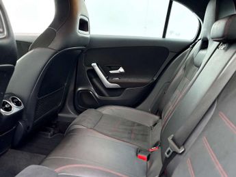 Mercedes-Benz A-CLASS 1.5 A 180 AMG Line D Auto 5dr