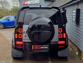 Land Rover DEFENDER 110 2.0 SD4 HSE SUV 5dr Diesel Auto 4WD Euro 6 (s/s) (240 ps)