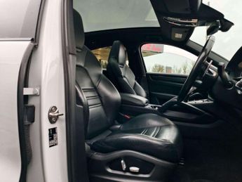 Porsche CAYENNE 3.0T V6 Coupe 5dr Petrol TiptronicS 4WD Euro 6 (s/s) (340 ps) 2 