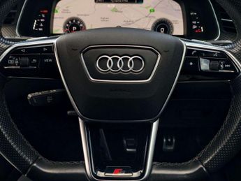 Audi A6 AVANT 2.0 TFSI 40 Black Edition Estate 5dr Petrol S Tronic Euro 6 (s/s