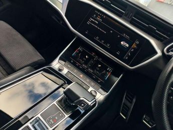 Audi A6 AVANT 2.0 TFSI 40 Black Edition Estate 5dr Petrol S Tronic Euro 6 (s/s