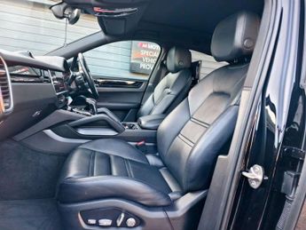 Porsche CAYENNE 3.0T V6 Coupe 5dr Petrol TiptronicS 4WD Euro 6 (s/s) (340 ps)