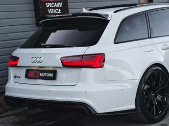 Audi RS6 AVANT 4.0 TFSI V8 Performance Estate 5dr Petrol Tiptronic quattro Euro