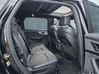 Audi SQ7 4.0 TDI V8 SUV 5dr Diesel Tiptronic quattro Euro 6 (s/s) (435 ps