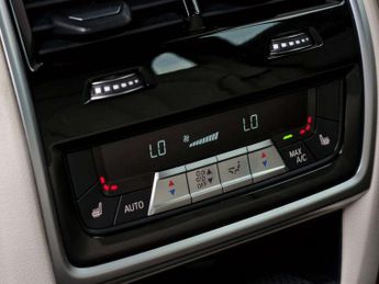 BMW X5 3.0 M50d SUV 5dr Diesel Auto xDrive Euro 6 (s/s) (400 ps) FULL S