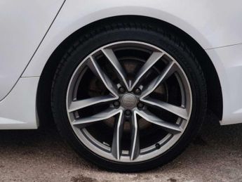 Audi A6 AVANT 3.0 BiTDI V6 Black Edition Estate 5dr Diesel Tiptronic quattro E