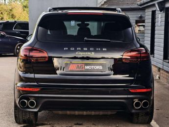 Porsche CAYENNE 3.0 V6 E-Hybrid S SUV 5dr Petrol Plug-in Hybrid TiptronicS 4WD E