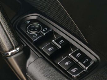 Porsche CAYENNE 3.0 V6 E-Hybrid S SUV 5dr Petrol Plug-in Hybrid TiptronicS 4WD E