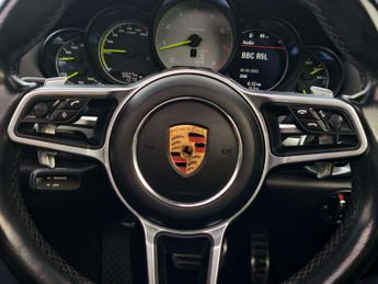 Porsche CAYENNE 3.0 V6 E-Hybrid S SUV 5dr Petrol Plug-in Hybrid TiptronicS 4WD E