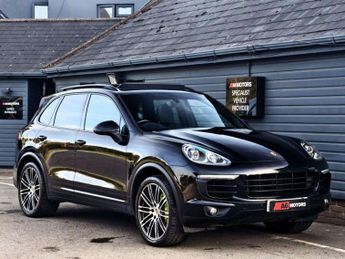 Porsche CAYENNE 3.0 V6 E-Hybrid S SUV 5dr Petrol Plug-in Hybrid TiptronicS 4WD E