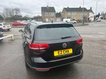 VOLKSWAGEN PASSAT 1.4 Passat R-Line TSi Semi-Auto 5dr