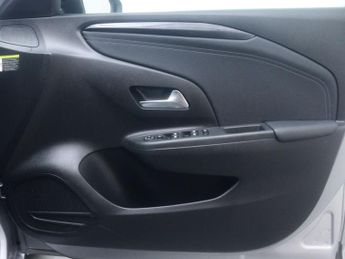 VAUXHALL CORSA Corsa E Elite Nav Premium 5dr