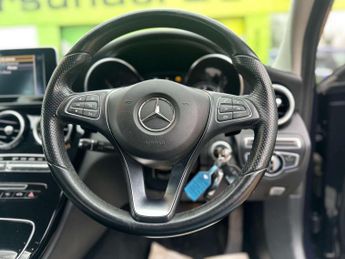 MERCEDES-BENZ C-CLASS 2.1 C220 Sport Bluetec Auto 4dr