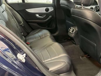 MERCEDES-BENZ C-CLASS 2.1 C220 Sport Bluetec Auto 4dr