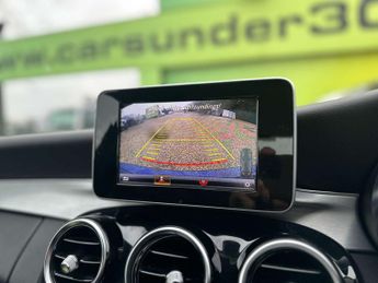 MERCEDES-BENZ C-CLASS 2.1 C220 Sport Bluetec Auto 4dr