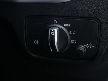 AUDI Q2 1.5 Q2 S Line 35 TFSI Semi-Auto 5dr