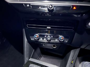 VAUXHALL MOKKA Mokka SE Nav Premium EV 5dr