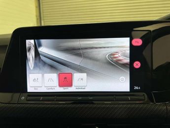 Volkswagen Golf 1.5 Golf R-Line eTSI Semi-Auto 5dr