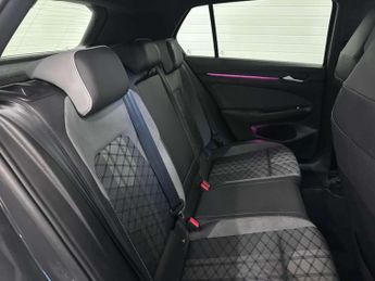 Volkswagen Golf 1.5 Golf R-Line eTSI Semi-Auto 5dr