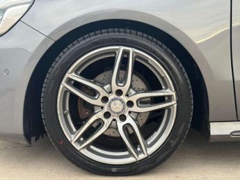 Mercedes-Benz A-CLASS 2.1 A 200 D AMG Line Premium Auto 5dr