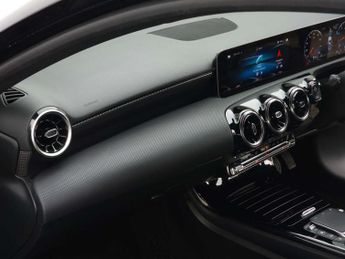 MERCEDES-BENZ A-CLASS 1.3 A 180 Sport Exeutive Auto 5dr