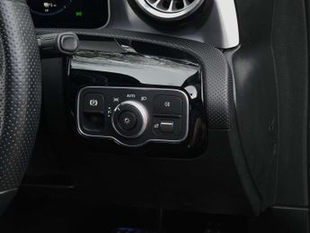 MERCEDES-BENZ A-CLASS 1.3 A 250 AMG Line Premium E Auto 5dr